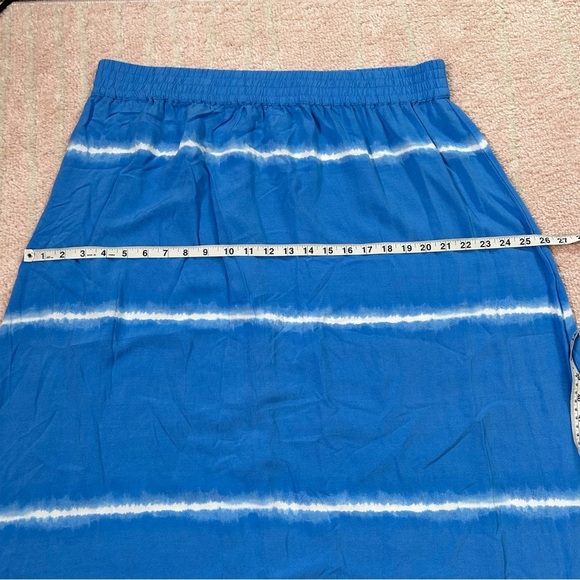 NWOT Chicos Blue White Tie-Dye Stripe Maxi Skirt Size 3 Women's Size XL 16 - Picture 7 of 8